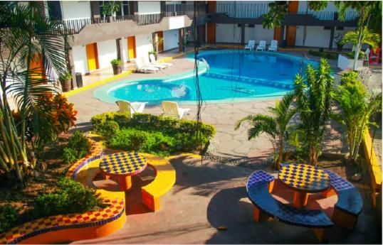 Hotel Gina Tecomán المظهر الخارجي الصورة