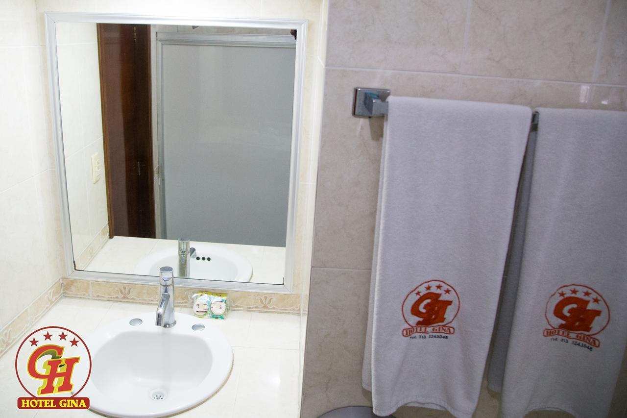 Hotel Gina Tecomán المظهر الخارجي الصورة