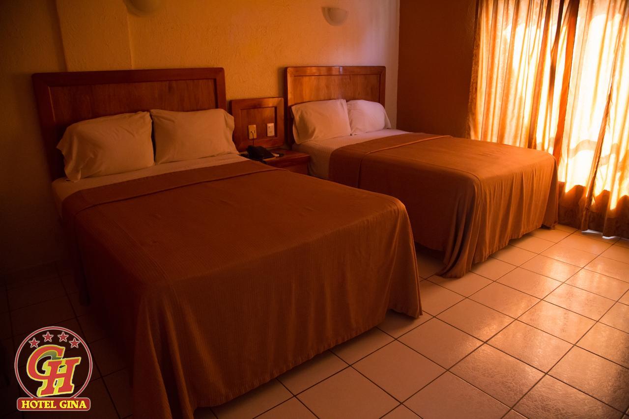 Hotel Gina Tecomán المظهر الخارجي الصورة